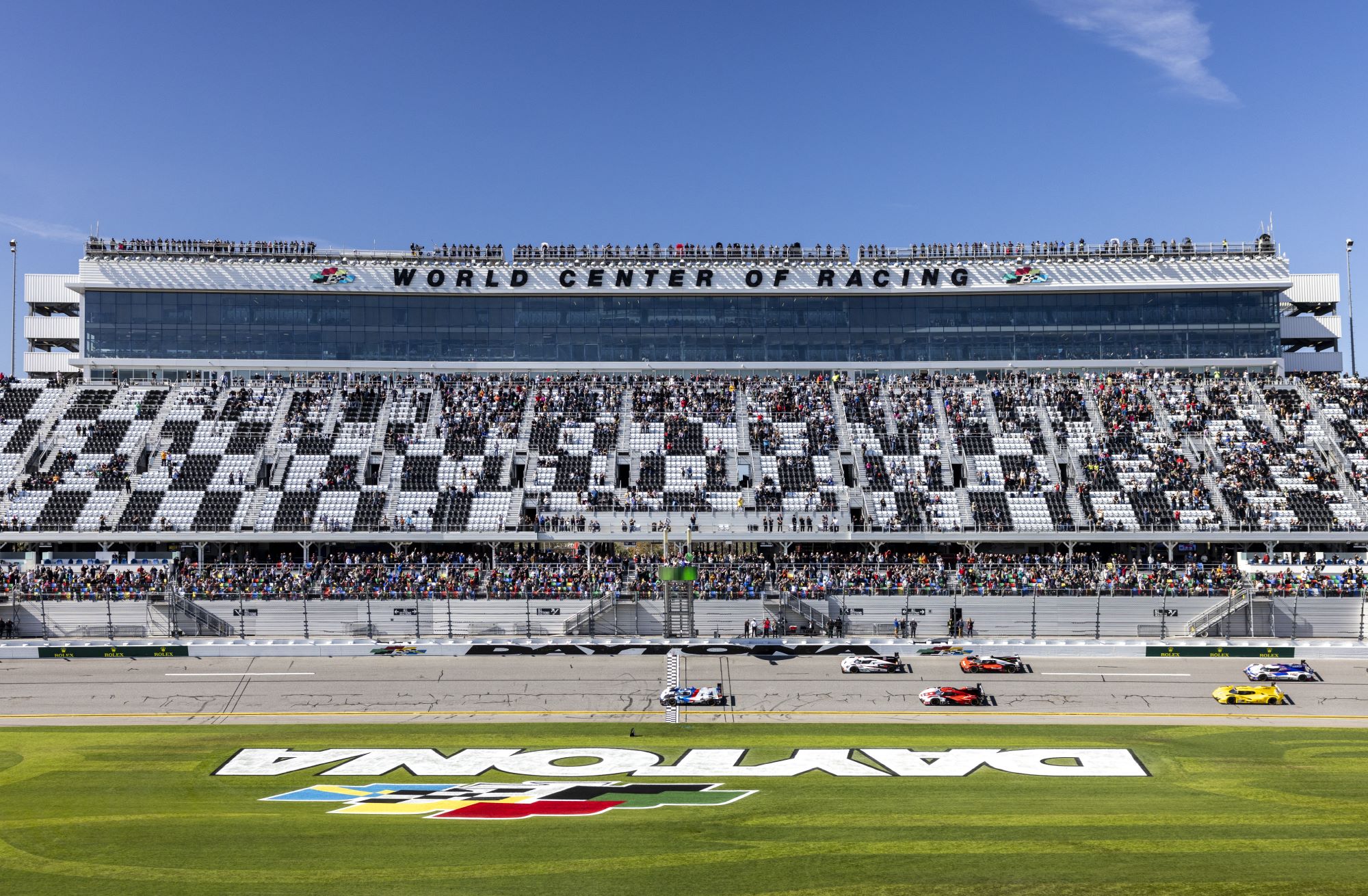 Crowds start to gather at the Daytona Raceway on a sunny day Crowds start to gather at the Daytona Raceway on a sunny day